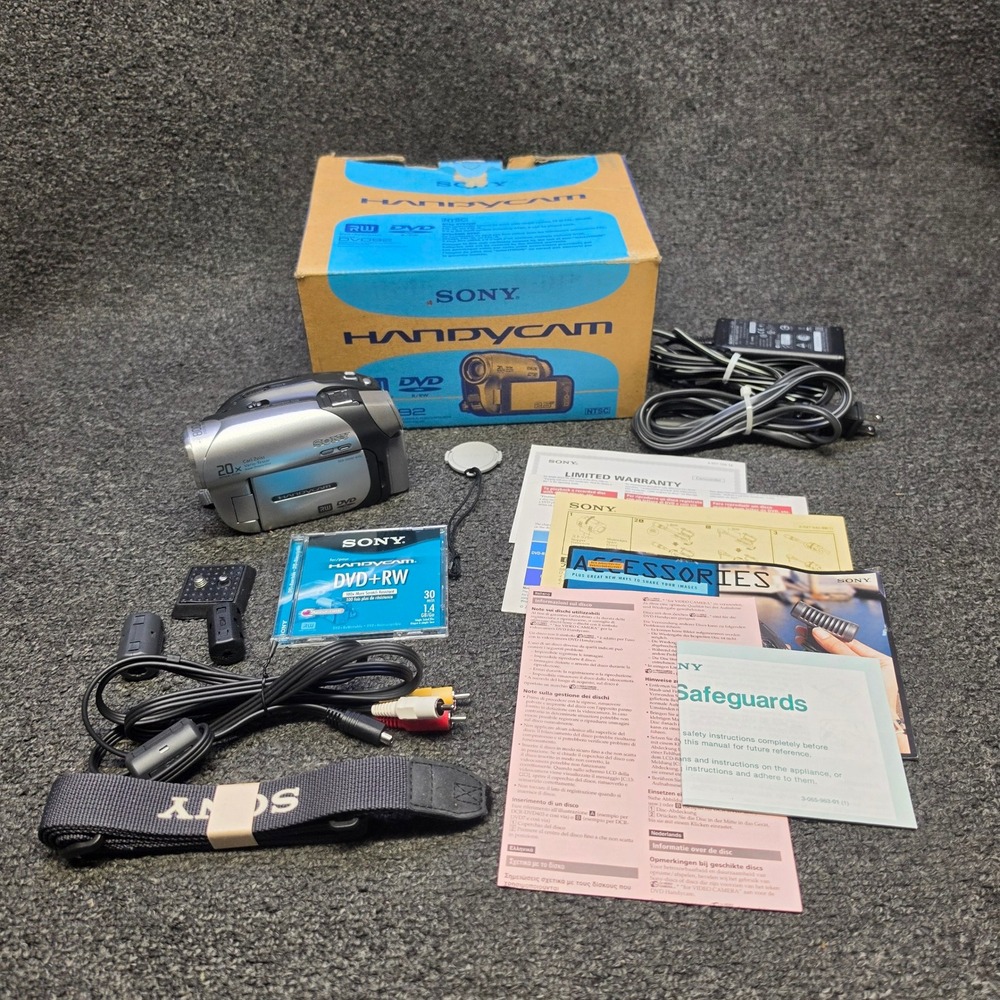 Sony Handycam DCR-DVD92 Silver Camcorder 20x Optical Zoom Carl Zeiss Bundle